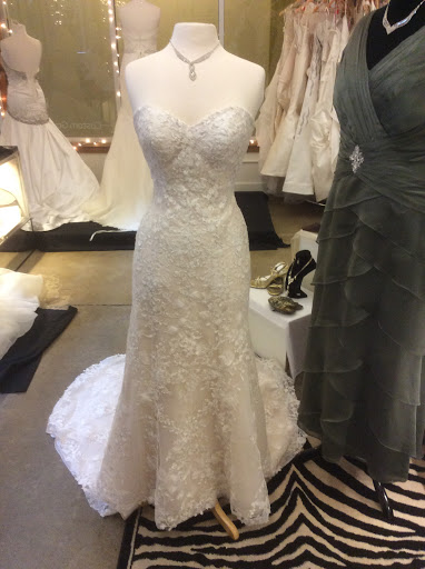 Bridal Shop «Scarlet Bridal Boutique», reviews and photos, 274 Goodman St N b135, Rochester, NY 14607, USA