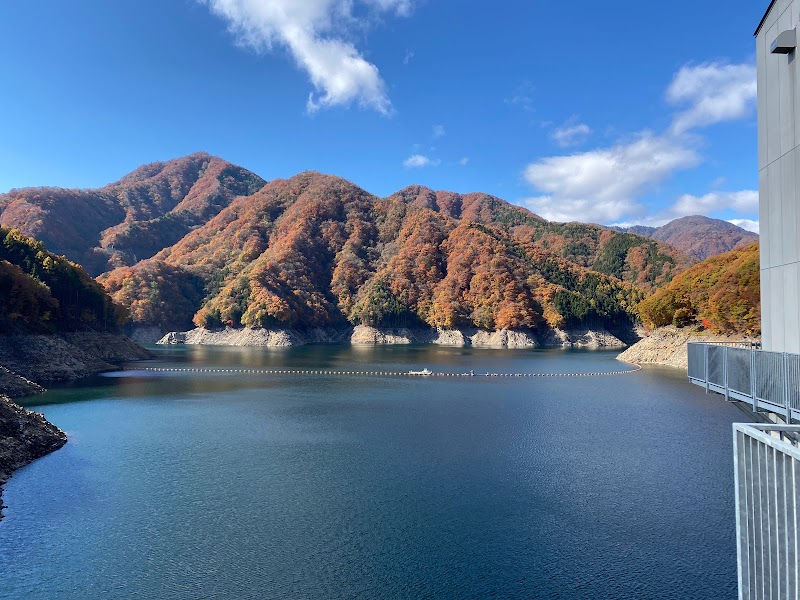 湯西川ダム