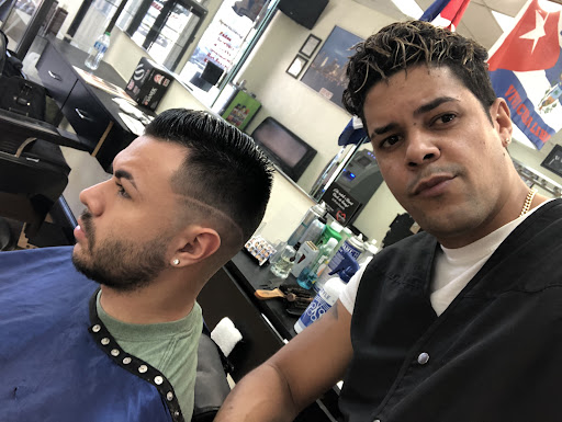 Barber Shop «Latin Flow barbershop», reviews and photos, 2424 N University Dr, Sunrise, FL 33322, USA