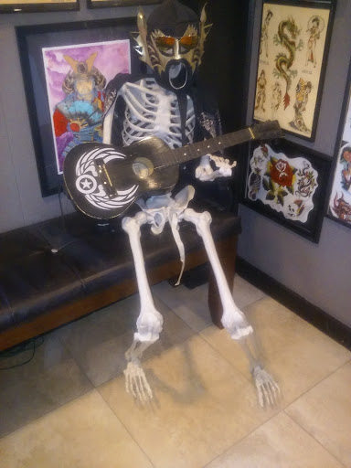 Tattoo Shop «Hold Fast Tattoo and Body Piercing», reviews and photos, 5153 S Ridgewood Ave, Port Orange, FL 32127, USA