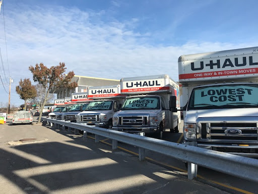 Truck Rental Agency «U-Haul Moving & Storage at Rte 295», reviews and photos, 411 Marginal Way, Portland, ME 04101, USA