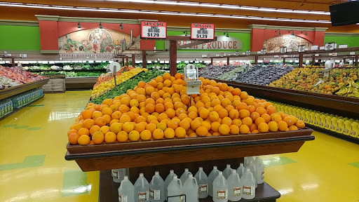 Grocery Store «Valli Produce of Glendale Heights», reviews and photos, 155 E N Ave, Glendale Heights, IL 60139, USA