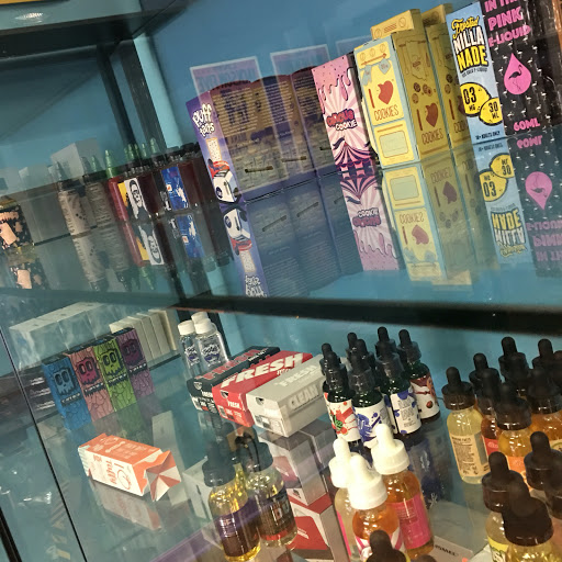 Gift Shop «Moon Rock Gallery & Smoke Shop», reviews and photos, 431 Ogden Ave, Downers Grove, IL 60515, USA