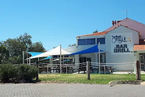 Jetty's Bar And Grill image