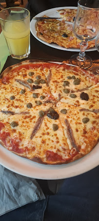 Pizza du Restaurant La Tentation à Montbrun-les-Bains - n°17