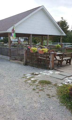 Winery «Christian W Klay Winery», reviews and photos, 412 Fayette Springs Rd, Chalkhill, PA 15421, USA