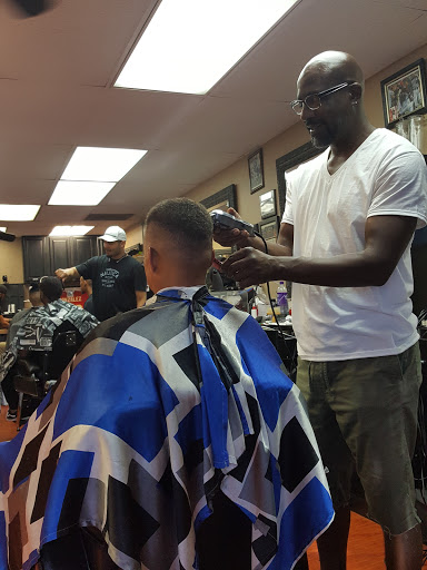 Barber Shop «Creations Salon & Barbershop», reviews and photos, 17779 Main St, Irvine, CA 92614, USA