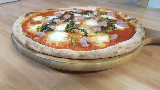Pizza Flash al Castello Capriolo in Capriolo, Provincia di Brescia