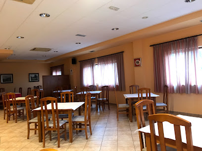 Hotel Restaurante Moneda - Av. Baralla, 46, BAJO, 27130 Baleira, Lugo, Spain