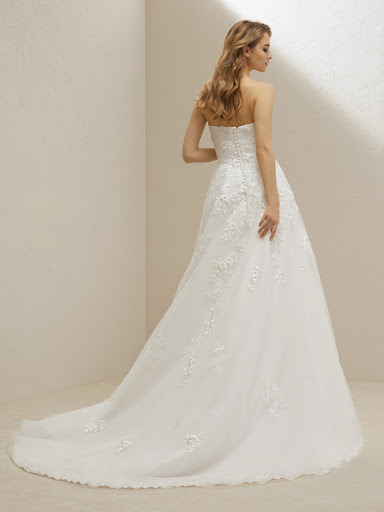 Bridal Shop «Village Bridal», reviews and photos, 4106 Hillsboro Pike, Nashville, TN 37215, USA