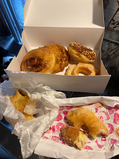 Donut Shop «S H Donuts», reviews and photos, 5313 Manor Rd, Austin, TX 78723, USA