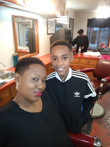 Barber Shop «Combs Barber Shop», reviews and photos, 1207 Waughtown St, Winston-Salem, NC 27107, USA