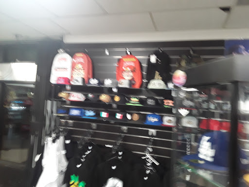 Tobacco Shop «AK SMOKE SHOP», reviews and photos, 5135 W Shaw Ave, Fresno, CA 93722, USA