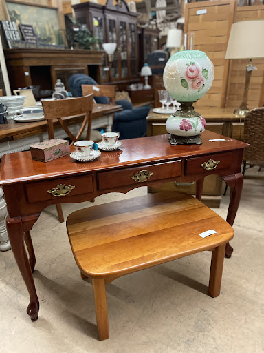 Consignment Shop «Refabulous Furnishings», reviews and photos, 2231 Vestal Pkwy W, Vestal, NY 13850, USA