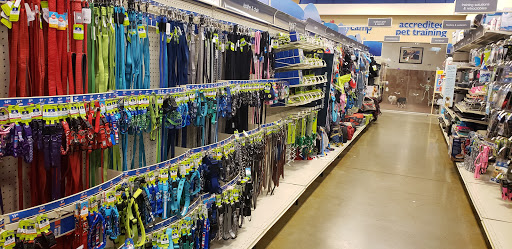 Pet Supply Store «PetSmart», reviews and photos, 8204 Leesburg Pike, Vienna, VA 22182, USA