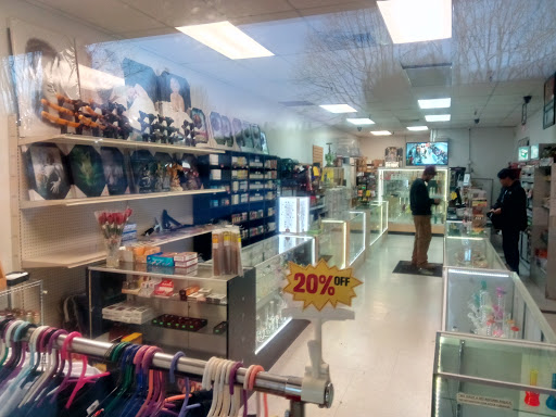 Tobacco Shop «Smoke Plus», reviews and photos, 1222 Bronson Way N, Renton, WA 98057, USA