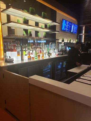 Movie Theater «Cross County Multiplex Cinemas», reviews and photos, 2 South Dr, Yonkers, NY 10704, USA