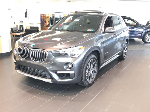 BMW Dealer «Thompson BMW», reviews and photos