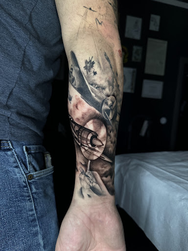 Explore dogwood tree tattoo ideas, creative tattoo ideas in Waxahachie, available at Satori Tattoo Collective