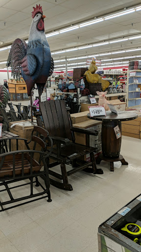 Home Improvement Store «Tractor Supply Co.», reviews and photos, 1212 N Queen St, Martinsburg, WV 25404, USA