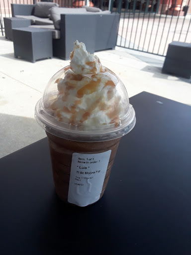 Coffee Shop «Starbucks», reviews and photos, 90 Pleasant Valley St #170, Methuen, MA 01844, USA