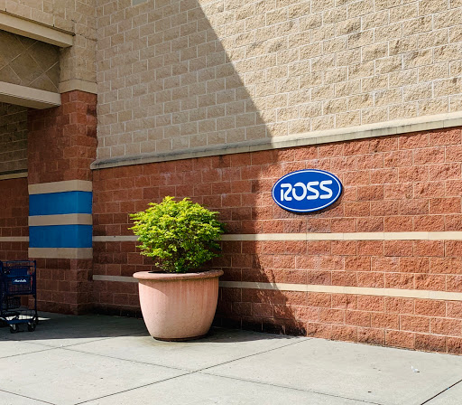 Clothing Store «Ross Dress for Less», reviews and photos, 3401 Raleigh Rd Pkwy W, Wilson, NC 27896, USA