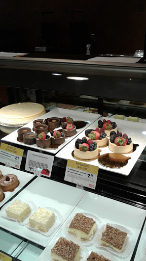 Grocery Store «Earth Fare», reviews and photos, 10903 Parkside Dr, Knoxville, TN 37934, USA