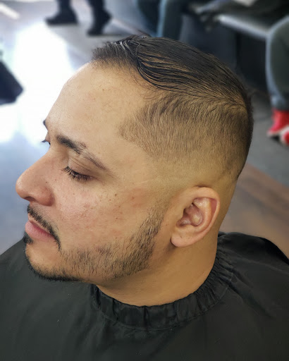 Barber Shop «The Final Touch Barber Shop», reviews and photos, 23 E 4th St, Bethlehem, PA 18015, USA