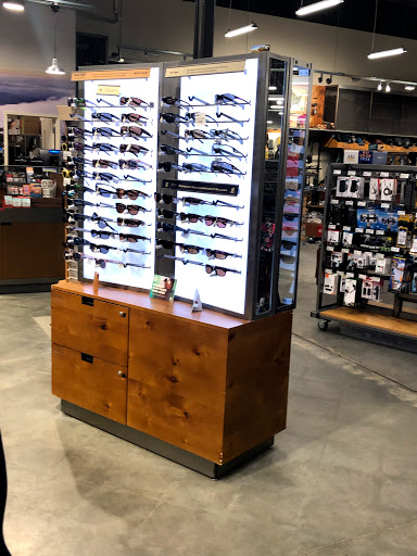 Camping Store «REI», reviews and photos, 7531 North Point Pkwy, Alpharetta, GA 30022, USA