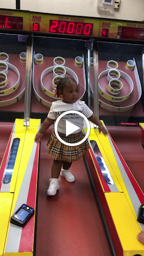 Shopping Mall «Riverpoint Center», reviews and photos, 1730 W Fullerton Ave, Chicago, IL 60614, USA