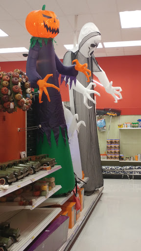 Department Store «Target», reviews and photos, 610 N West End Blvd, Quakertown, PA 18951, USA