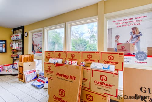 Self-Storage Facility «CubeSmart Self Storage», reviews and photos, 25W630 W Army Trail Rd, Hanover Park, IL 60133, USA