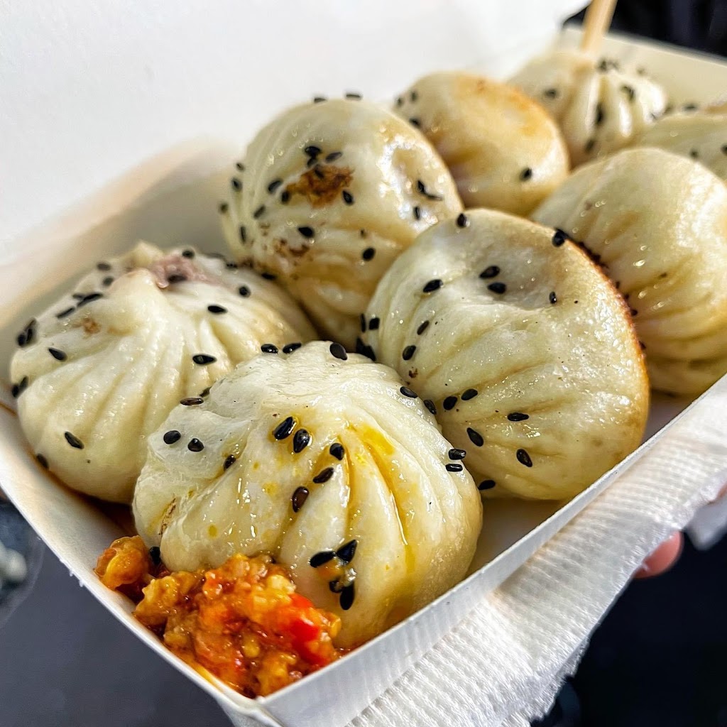 《身煎百戰-上海鐵鍋生煎包》 的照片