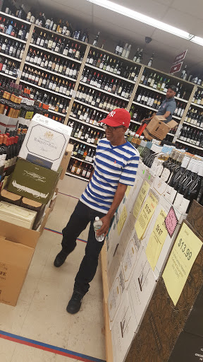 Liquor Store «PJ Wine», reviews and photos, 4898 Broadway, New York, NY 10034, USA