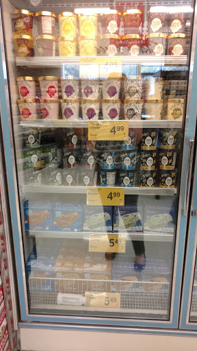 Safeway image