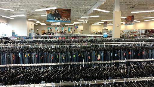 Thrift Store «Goodwill Store & Donation Center», reviews and photos, 19917 South La Grange Road, Frankfort, IL 60423, USA