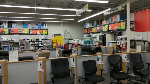 Office Supply Store «Staples», reviews and photos, 4058 13th St, St Cloud, FL 34769, USA