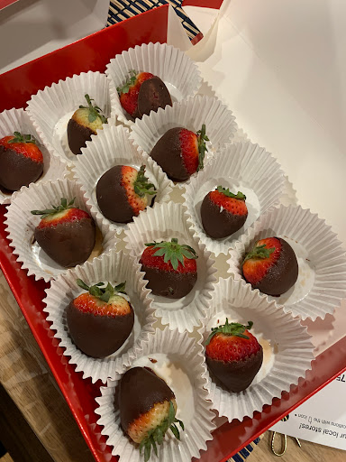 Gift Shop «Edible Arrangements», reviews and photos, 5114 Avenue N, Brooklyn, NY 11234, USA