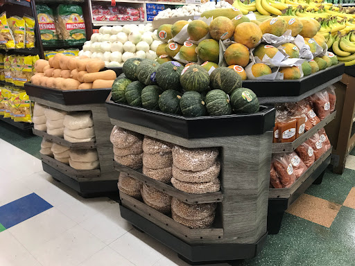 Grocery Store «La Plaza Market», reviews and photos, 515 McLaughlin Ave, San Jose, CA 95116, USA