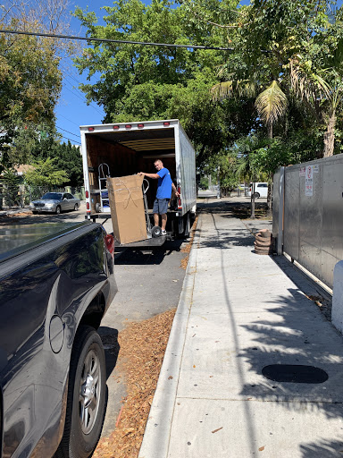 Moving and Storage Service «Miami Movers For Less», reviews and photos, 17854 NE 5th Ave, Miami, FL 33162, USA