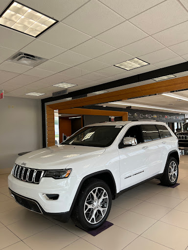 Car Dealer «Byers Chrysler Jeep Dodge Ram», reviews and photos, 465 S Hamilton Rd, Columbus, OH 43213, USA