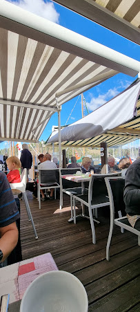 Atmosphère du Crêperie La Crêperie du Port à La Roche-Bernard - n°5