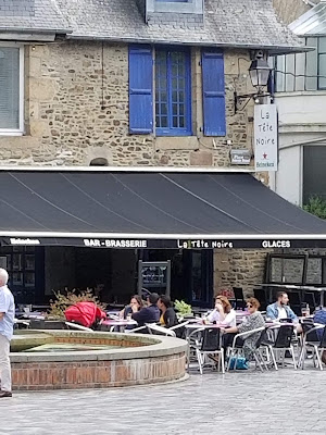 Carrefour City à Fougères