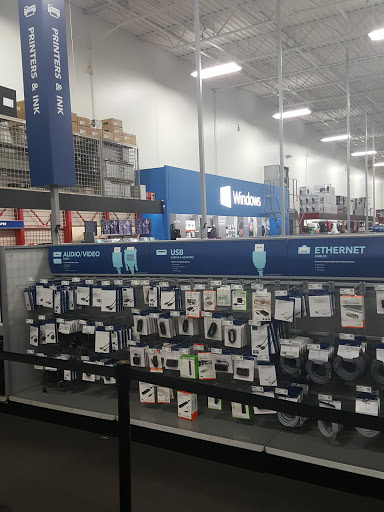 Electronics Store «Best Buy», reviews and photos, 16221 Ford Rd, Dearborn, MI 48126, USA