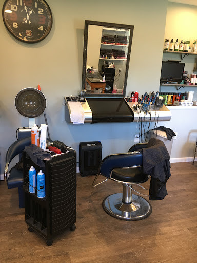 Hair Salon «Clippers Hair & Nail Salon», reviews and photos, 680 Cloverleaf Rd, Elizabethtown, PA 17022, USA