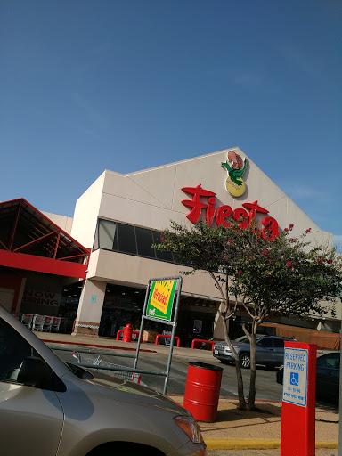 Grocery Store «Fiesta», reviews and photos, 3909 N Interstate 35 Service Rd, Austin, TX 78722, USA