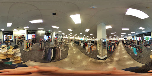 Department Store «Nordstrom Rack The Shops at Midtown Miami», reviews and photos, 3201 N Miami Ave, Miami, FL 33127, USA