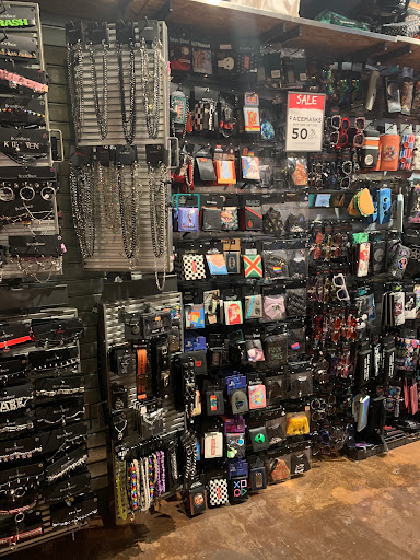 Gift Shop «SPENCER GIFTS», reviews and photos, 3001 White Bear Ave, St Paul, MN 55109, USA