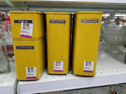 Shopping Mall «Sun Ray Shopping Center», reviews and photos, 2089 Old Hudson Rd, St Paul, MN 55119, USA