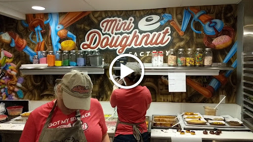 Donut Shop «Mini Doughnut Factory», reviews and photos, 2109 S Dale Mabry Hwy, Tampa, FL 33629, USA